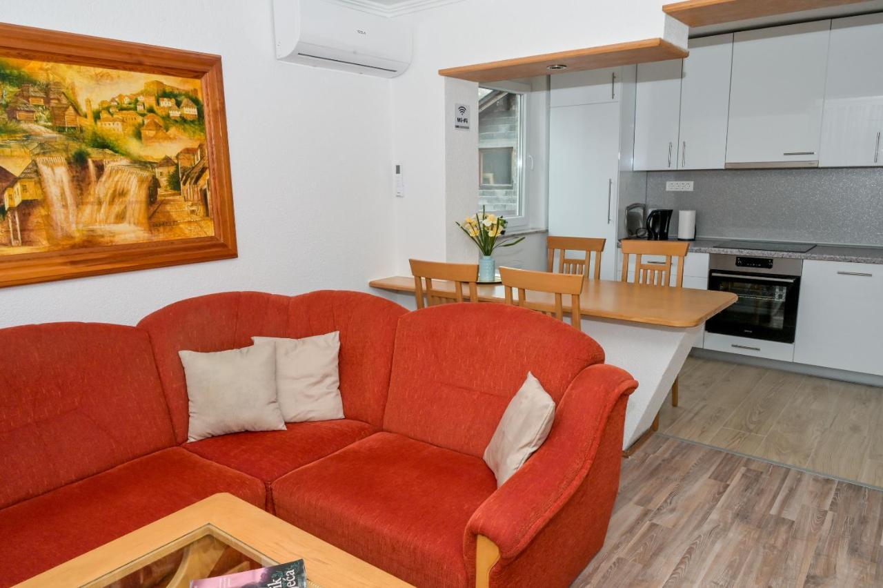 יאיצי Apartments Dora מראה חיצוני תמונה
