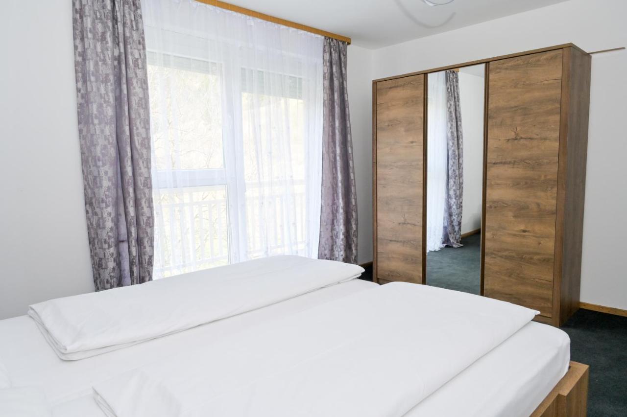 יאיצי Apartments Dora מראה חיצוני תמונה